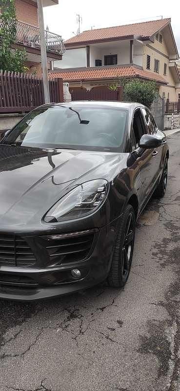 Usata Porsche Macan 250 CV (183 kW) 2017 Grigio SUV