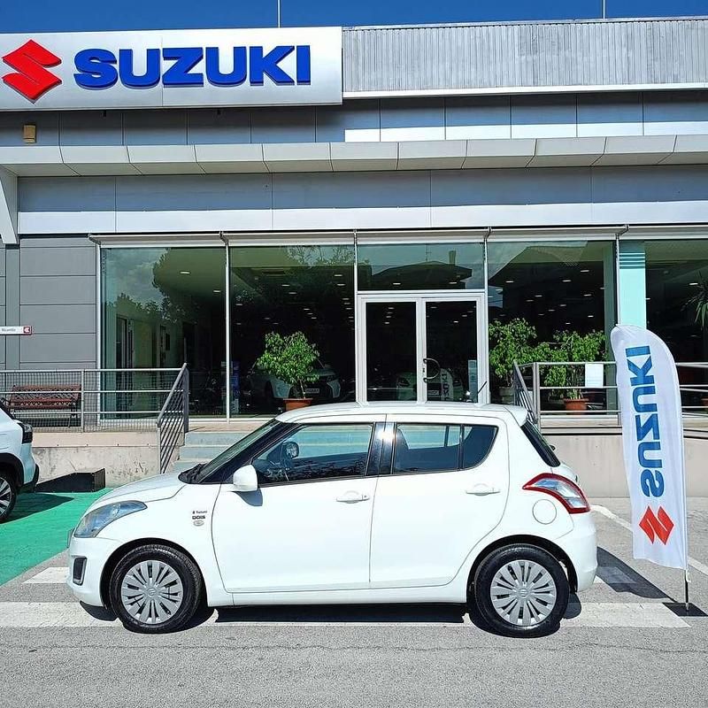 Usata Suzuki Swift 75 CV (55 kW) 2014 Bianco Utilitaria