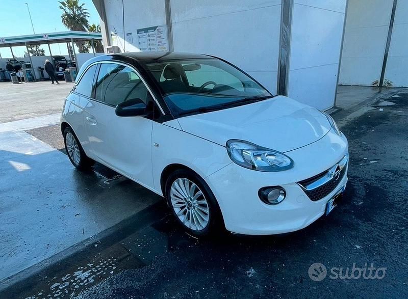 Usata Opel Adam 87 CV (63 kW) 2016 Utilitaria
