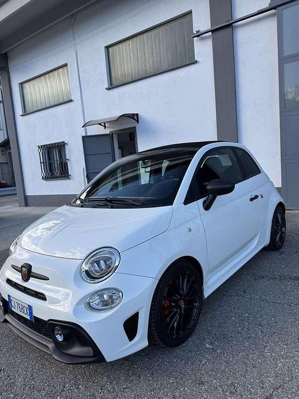 Bianco Usata 2022 Abarth 595C Competizione Cabrio | 21.000 € (Buon prezzo) - Immagine 1/4