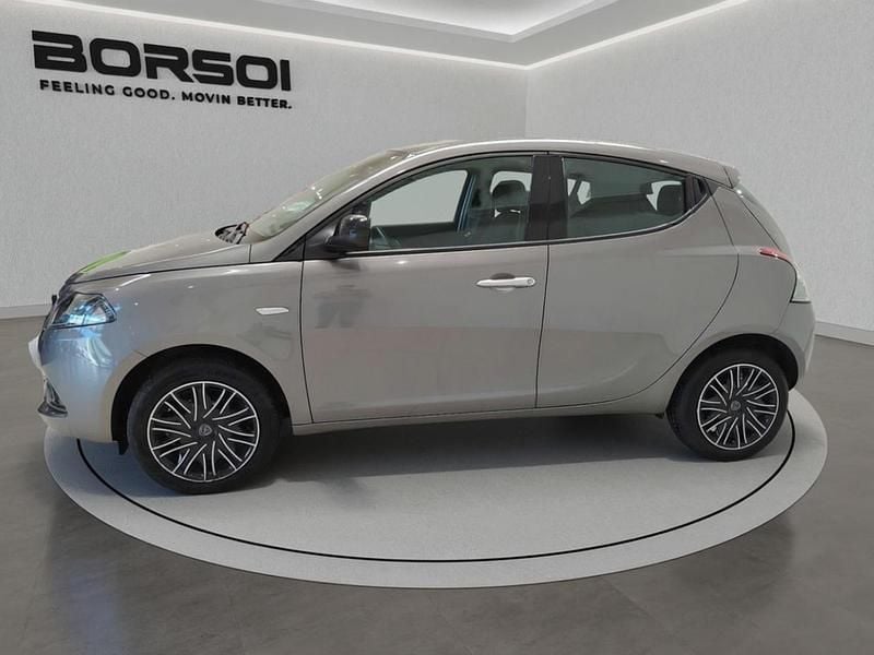 Usata Lancia Ypsilon Gold 69 CV (50 kW) 2023 Utilitaria
