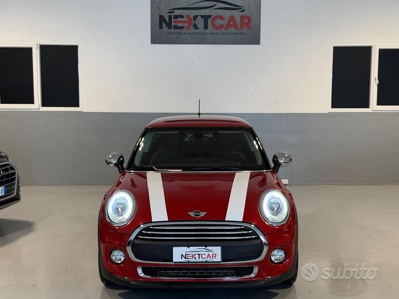 Usata Mini ONE 101 CV (74 kW) 2014 Rosso Utilitaria