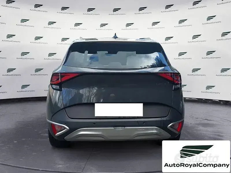 Usata Kia Sportage Style 230 CV (169 kW) 2023 Grigio SUV