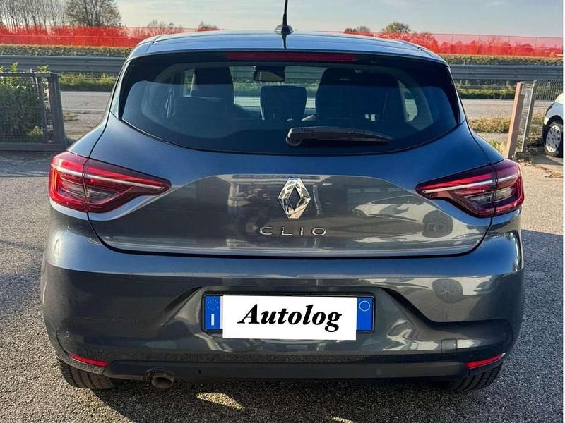 Usata Renault Clio V Business 91 CV (66 kW) 2022 Pastello Berlina