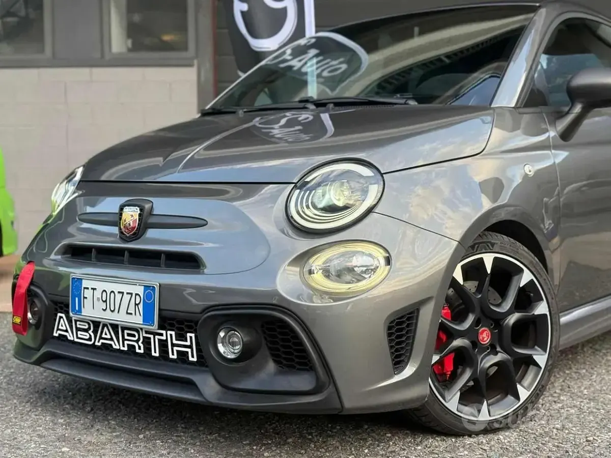 Usata Abarth 595 Competizione 179 CV (131 kW) 2019 Grigio Utilitaria