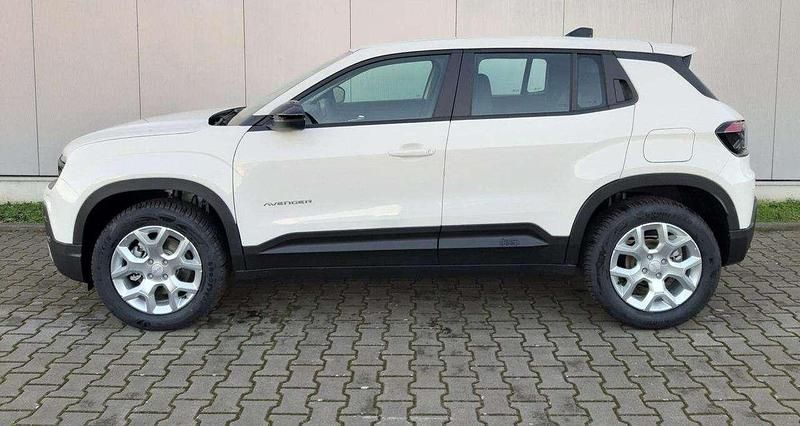 Nuova Jeep Avenger Altitude 101 CV (74 kW) 2025 Bianco SUV