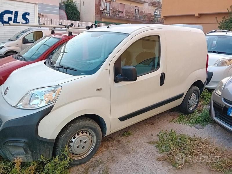 Usata Fiat Fiorino 80 CV (58 kW) 2018 Bianco Monovolume