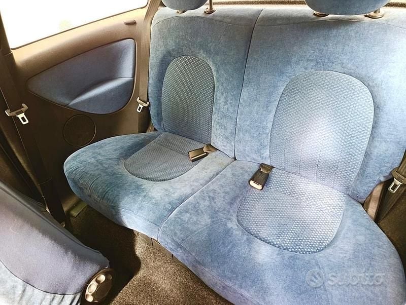 Usata Lancia Ypsilon 59 CV (43 kW) 2006 Grigio Utilitaria