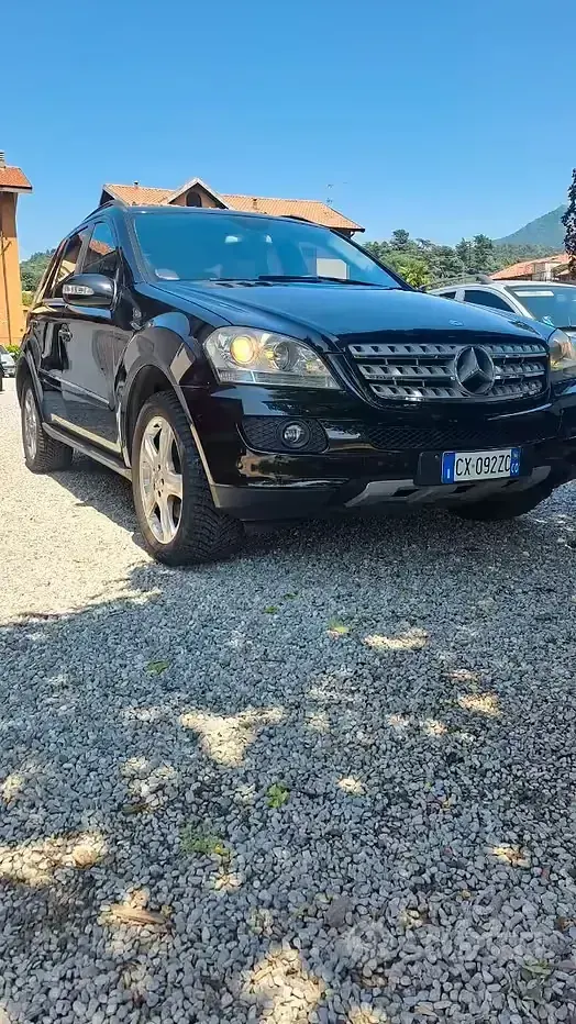 Usata Mercedes ML320 224 CV (164 kW) 2006 Nero SUV