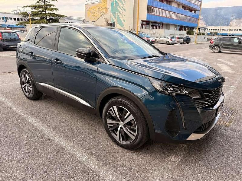 Usata Peugeot 3008 Business-Line 131 CV (96 kW) 2022 Blu/azzurro SUV