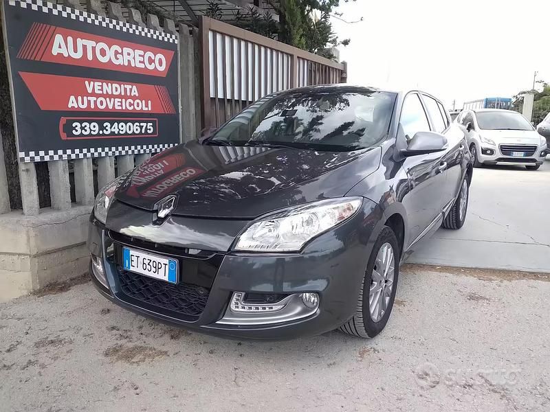Usata Renault Mégane 110 CV (80 kW) 2013 Grigio Berlina