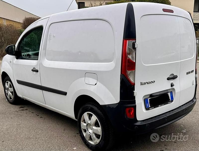 Usata Renault Kangoo 106 CV (77 kW) 2017 Bianco Monovolume