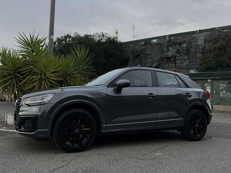 Begagnad Audi Q2 S-Line 150 HK (110 kW) 2018 Grå SUV