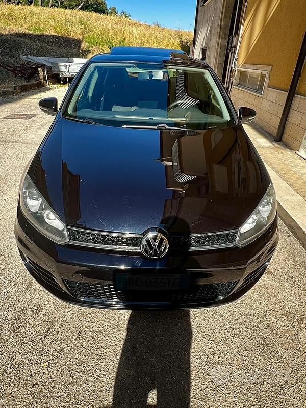 Nero Usata 2010 VW Golf VI Highline | 7300 € (Molto cara) - Immagine 1/4