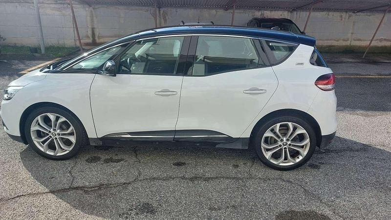 Usata Renault Scénic IV 120 CV (88 kW) 2019 Monovolume