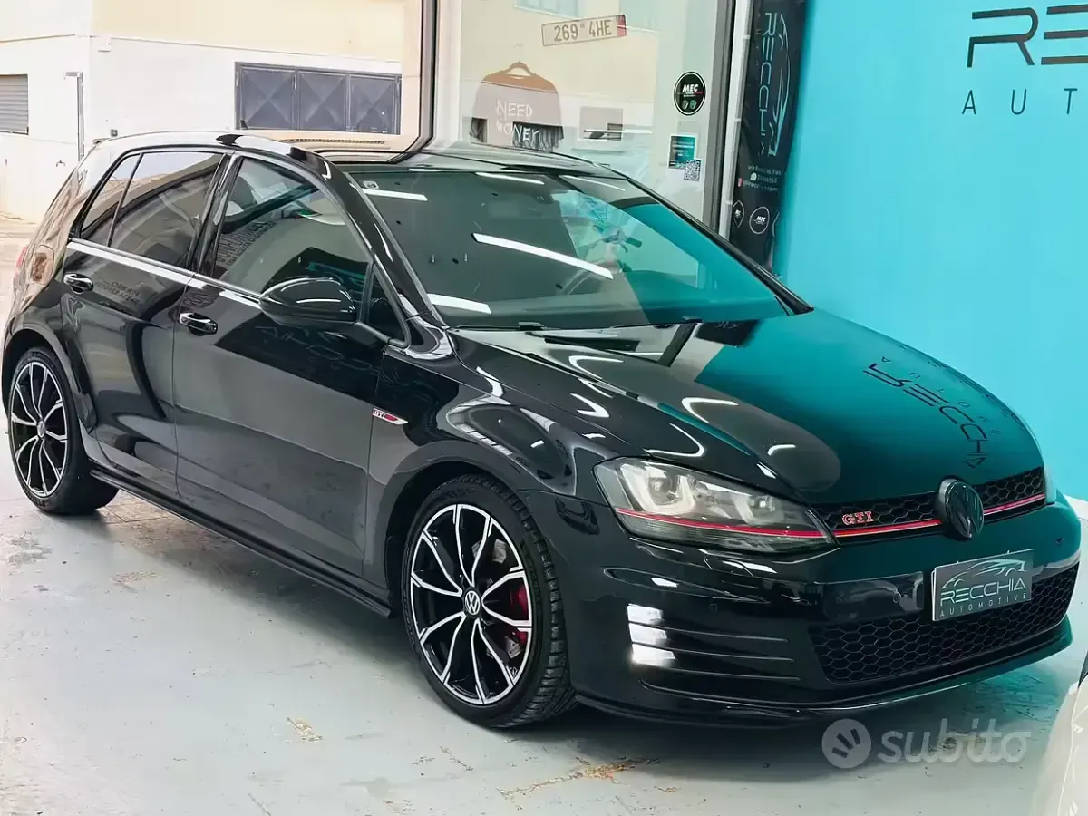 Usata VW Golf VII GTI 230 CV (169 kW) 2014 Berlina
