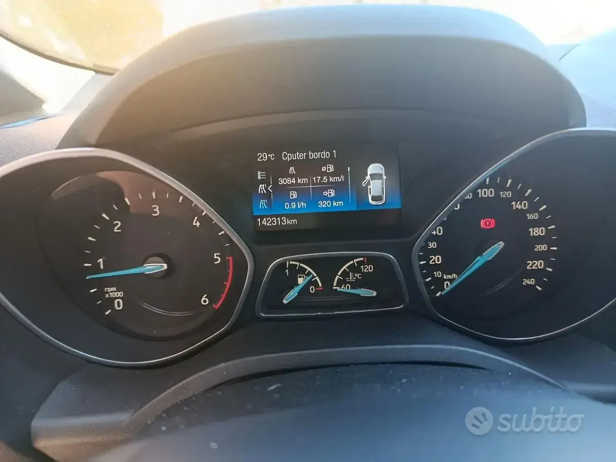 Usata Ford C-MAX 120 CV (88 kW) 2017 Grigio Monovolume