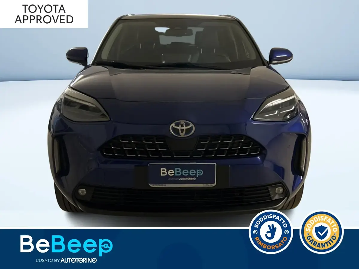 Usata Toyota Yaris Lounge 92 CV (67 kW) 2022 Blu metallizzato Utilitaria