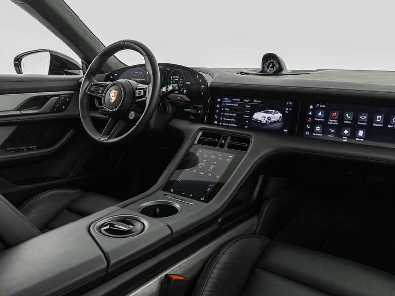 Usata Porsche Taycan Turbo S 141 kW (193 CV) 2023 Nero jet metallizzato Berlina
