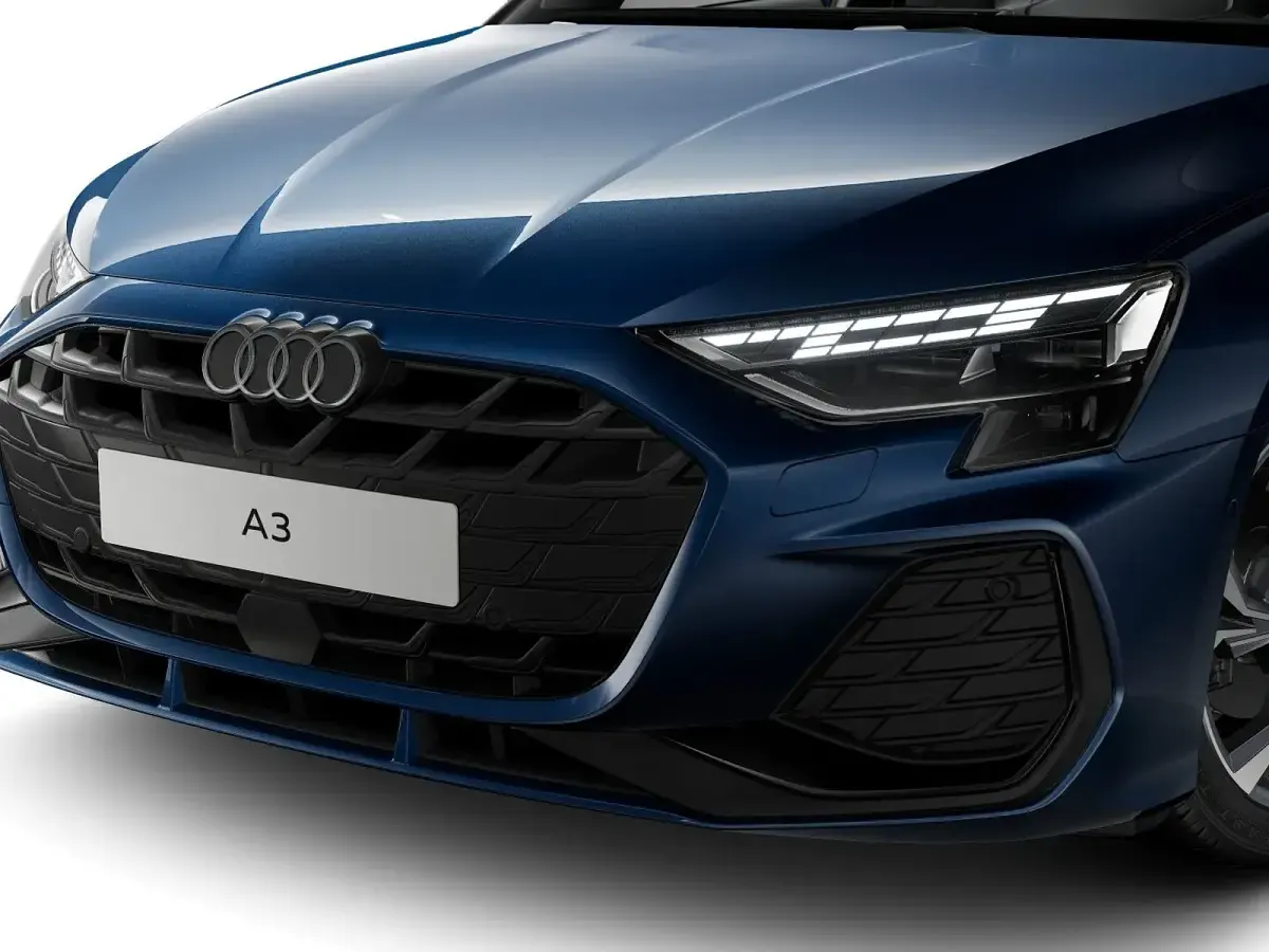 Nuova Audi A3 S-Line 204 CV (150 kW) 2026 Blu ascari metallizzato Berlina