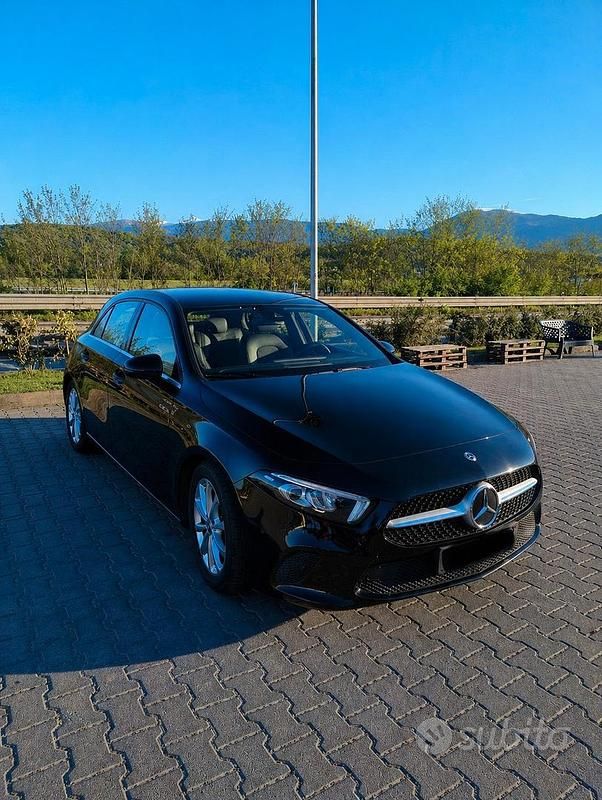 Usata Mercedes A180 Executive 136 CV (100 kW) 2019 Nero Berlina