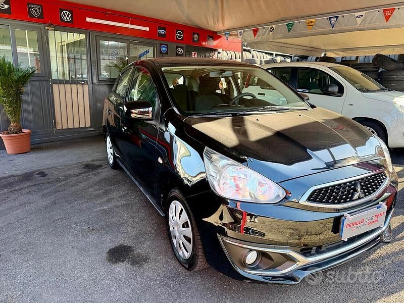 Nero Usata 2018 Mitsubishi Space Star Invite Tre volumi | 5900 € (Ottimo prezzo) - Immagine 1/4