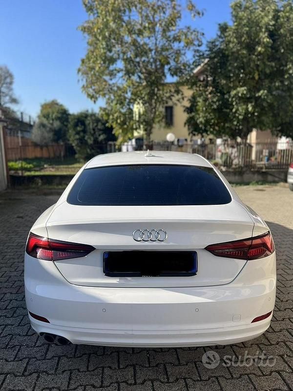 Begagnad Audi A5 2017 Vit Sportkupé