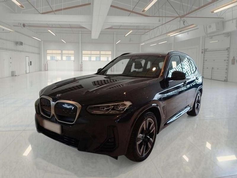 Grigio Usata 2022 BMW iX3 SUV | 37.100 € - Immagine 1/4