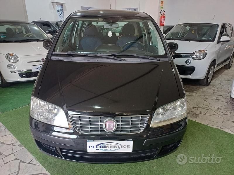 Usata Fiat Idea 95 CV (69 kW) 2011 Nero Monovolume
