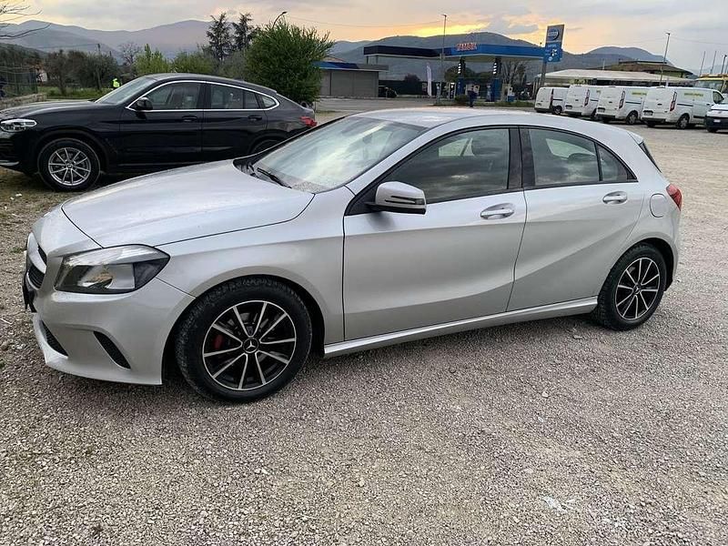 Usata Mercedes A180 Executive 109 CV (80 kW) 2017 Monovolume