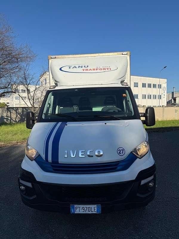 Usata Iveco Daily 136 CV (100 kW) 2019 Bianco Furgone