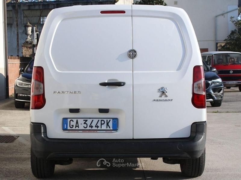 Usata Peugeot Partner Premium 102 CV (75 kW) 2020 Bianco Monovolume