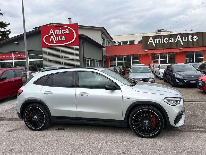 Usata Mercedes GLA35 AMG AMG 306 CV (225 kW) 2023 Argento SUV