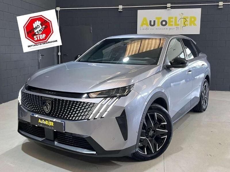 Usata Peugeot 3008 Allure 145 CV (106 kW) 2025 Argento SUV