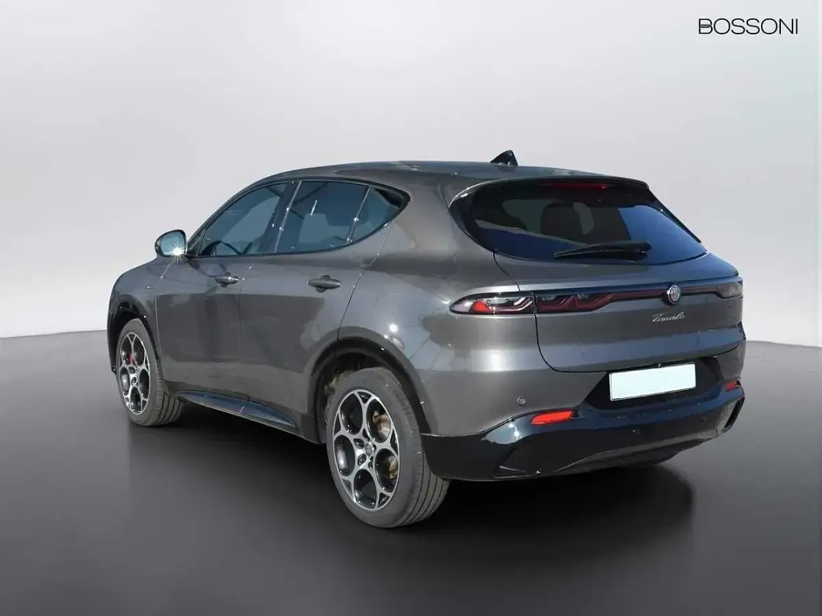 Usata Alfa Romeo Tonale Veloce 160 CV (117 kW) 2024 Grigio SUV