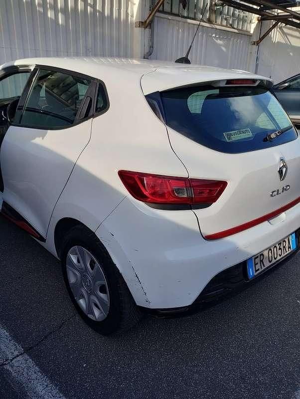 Usata Renault Clio IV 75 CV (55 kW) 2012 Berlina