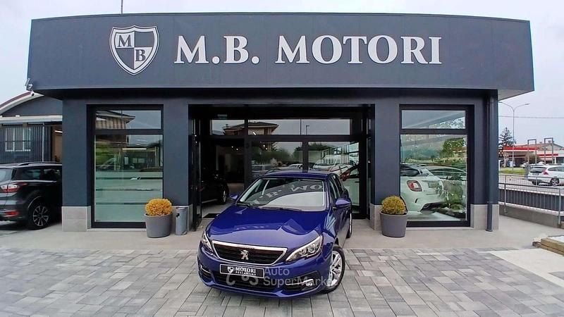 Usata Peugeot 308 Business-Line 131 CV (96 kW) 2020 Blu/azzurro Berlina