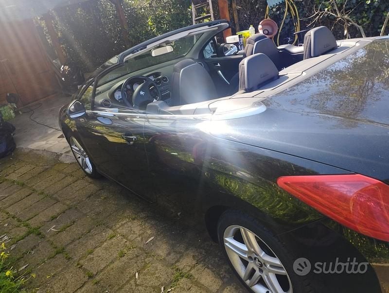 Usata Peugeot 308 CC 156 CV (114 kW) 2012 Nero Cabrio