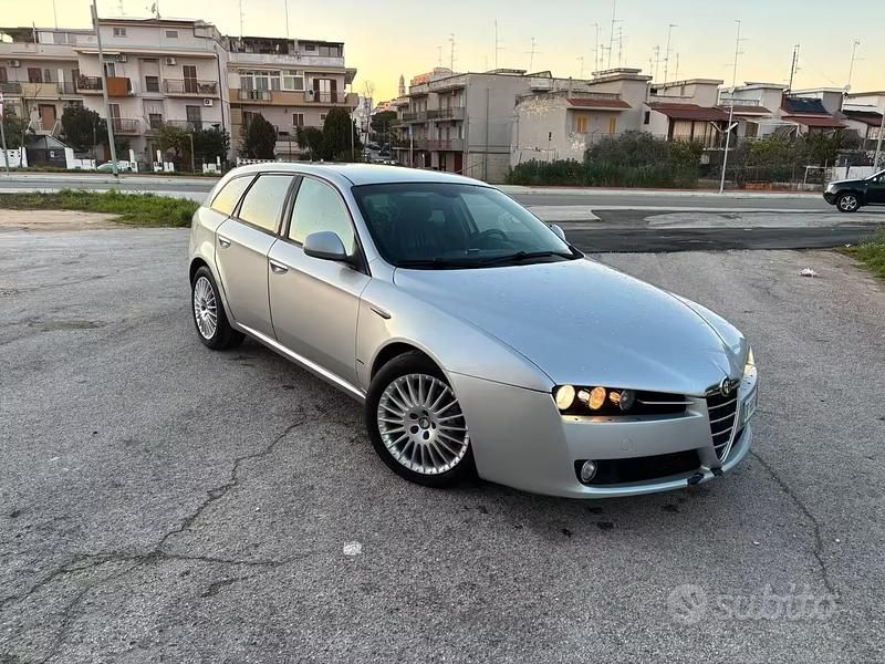 Usata Alfa Romeo 159 150 CV (110 kW) 2008 Grigio Station wagon