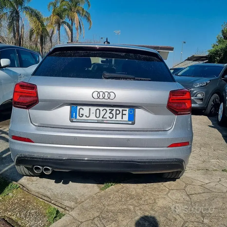 Usata Audi Q2 S-Line 150 CV (110 kW) 2020 Grigio SUV