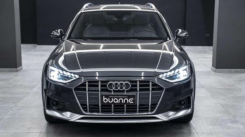 Usata Audi A4 Allroad Ambiente 204 CV (150 kW) 2023 Grigio scuro metall perlato Station wagon