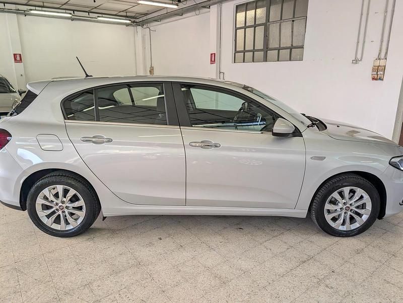 Usata Fiat Tipo Sport 95 CV (69 kW) 2020 Argento Berlina