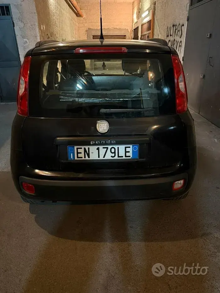 Usata Fiat Panda 69 CV (50 kW) 2012 Nero Utilitaria
