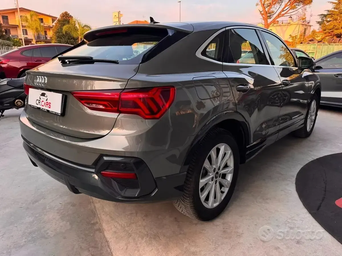 Usata Audi Q3 Business Plus 150 CV (110 kW) 2023 Grigio SUV