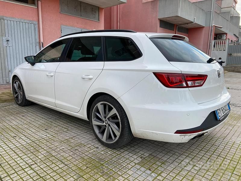 Usata Seat Leon FR 150 CV (110 kW) 2015 Bianco Station wagon