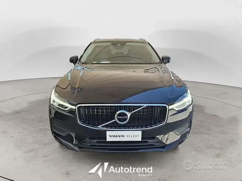 Usata Volvo XC60 Momentum 197 CV (144 kW) 2019 Nero SUV