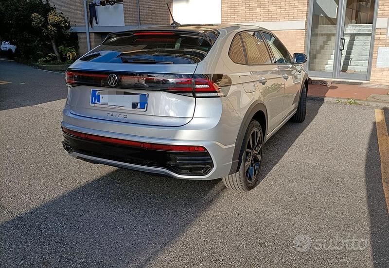 Usata VW Taigo R-line 110 CV (80 kW) 2022 Grigio SUV