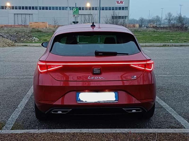 Usata Seat Leon FR 150 CV (110 kW) 2020 Rosso Berlina