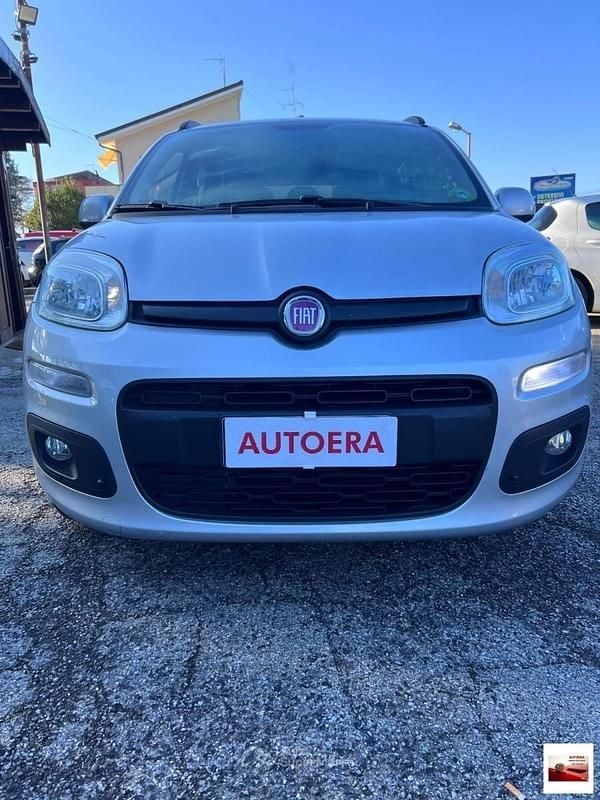 Usata Fiat Panda Lounge 69 CV (50 kW) 2017 Bianco Utilitaria