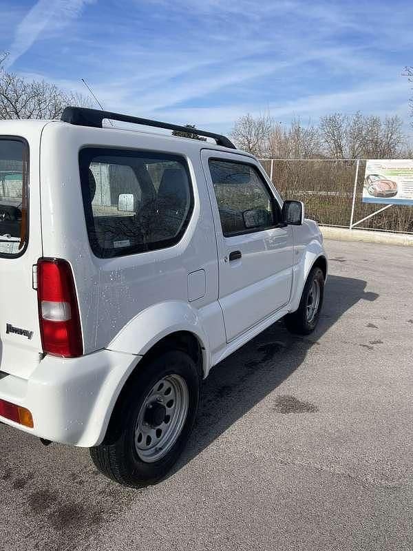 Usata Suzuki Jimny 86 CV (63 kW) 2017 SUV